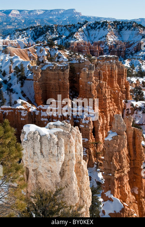 Verschneite Aussicht von Fairyland Point Bryce Canyon National Park Utah USA Stockfoto