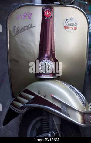 Oldtimer Vespa Roller Chinatown Bangkok Stockfoto