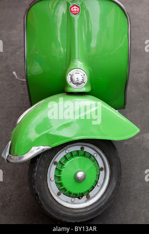 Oldtimer Vespa Roller Chinatown Bangkok Stockfoto