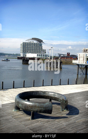 Keltischer Ring in Cardiff Bay Stockfoto