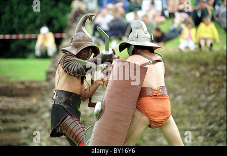 Römische Reenactment, Caerleon Amphitheater. Stockfoto