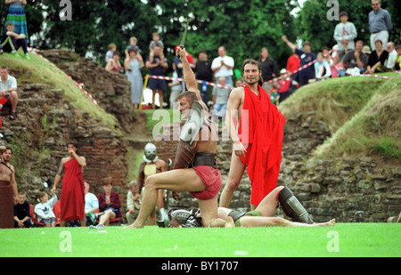 Römische Reenactment, Caerleon Amphitheater. Stockfoto