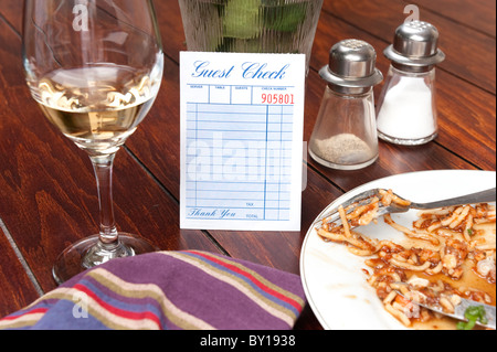 Ein Restaurant-Abendessen-Guest-Check für die Platzierung der Kopie leer gelassen Stockfoto