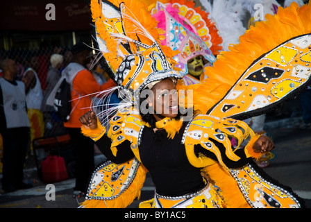 Tänzerin, Junkanoo, Tag des neuen Jahres 2011, Nassau, Bahamas Stockfoto