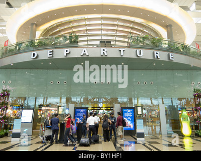 Abflugbereich am neuen Terminal 3 am Flughafen Changi in Singapur Stockfoto