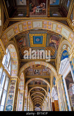 Russland, St. Petersburg, Eremitage.  Katharina die große so von Gravuren von Raffaels Fresken in beeindruckt war der Stockfoto