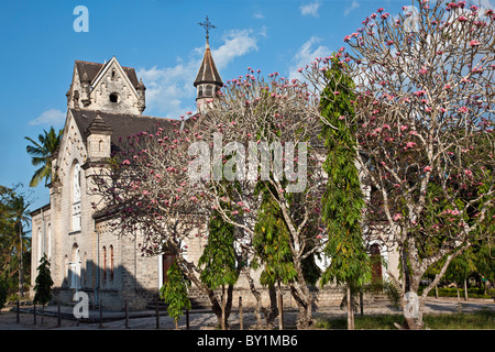 Die neue Kirche in der Heiliggeistkirche katholische Mission in Bagamoyo, von denen ein Großteil im 1913 fertiggestellt wurde. Stockfoto