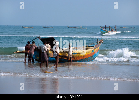 Fischer in Puri, Orissa, Indien Stockfoto