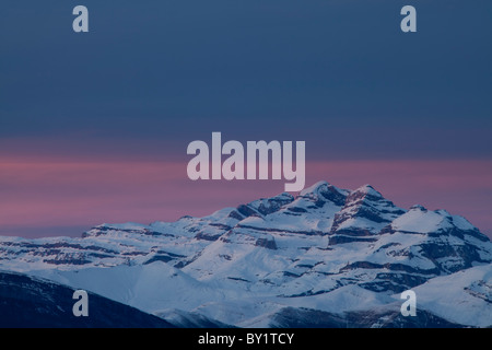 Sonnenuntergang am Las Tres Sorores Spitzen - Añisclo, Monte Perdido und Marboré, Nationalpark Ordesa und Monte Perdido, Huesca, Spanien Stockfoto