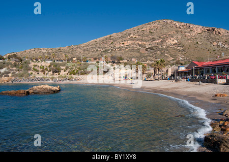 Strand Playa Cala Cortina vor den Toren der Stadt Cartagena in der Region Murcia, Süd-Ost-Spanien Stockfoto