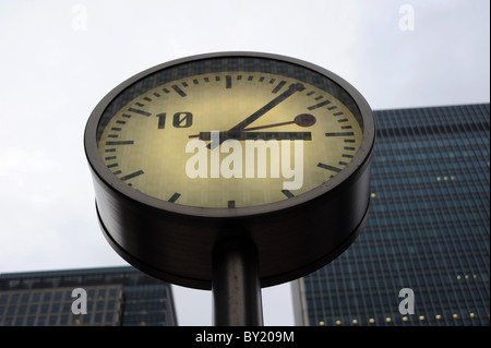 Konstantin Grcic Uhr in Canary Wharf, Docklands Stockfoto