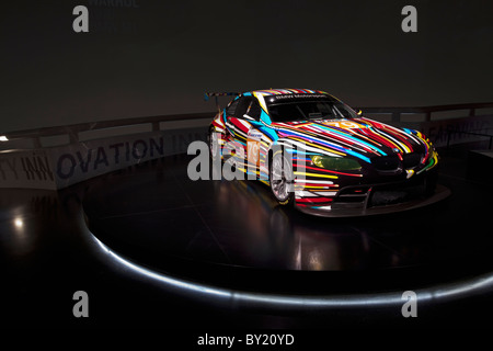 Deutschland, Bayern, München, BMW Museum, Jeff Koons gemalte Kunst Auto, ein 2010 M3 GT2 Stockfoto