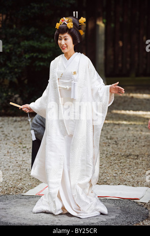 Asien, Japan, Tokyo, Trauung am Meiji-Jingu Schrein Stockfoto