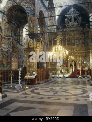 Rila Kloster, das größte und bekannteste orthodoxe Kloster in Bulgarien, innen der Hauptkirche "Geburt der Jungfrau Mutter", Osteuropa Stockfoto