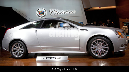 Detroit, Michigan - 2011 Cadillac CTS Coupé auf dem Display auf der North American International Auto Show. Stockfoto