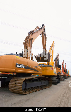 Caterpillar Bagger niedrigen Winkel Stockfoto