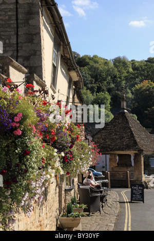 The Castle Inn, Castle Combe, Cotswolds, England, Großbritannien Stockfoto