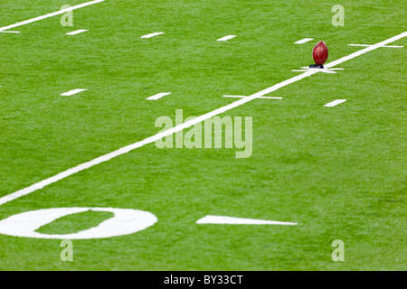 Fußball auf einem munter Ständer Stockfoto