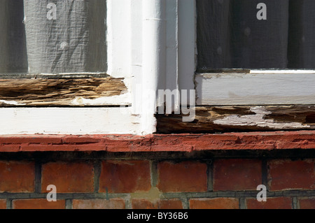 Detail des beschädigten Schiebefenster. Stockfoto