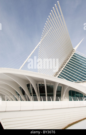 Milwaukee Art Museum Quadracci Pavillon, entworfen von Santiago Calatrava befindet sich am Lake Michigan Stockfoto