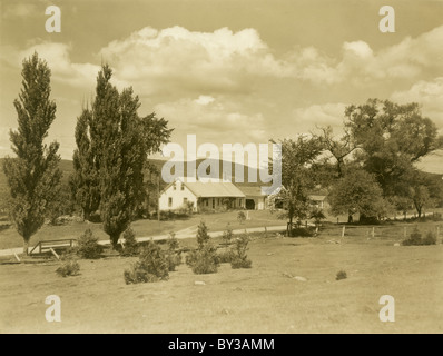 Ca. 1930 Foto des Familienbetriebs Baker in Moskau, Maine, USA. Stockfoto