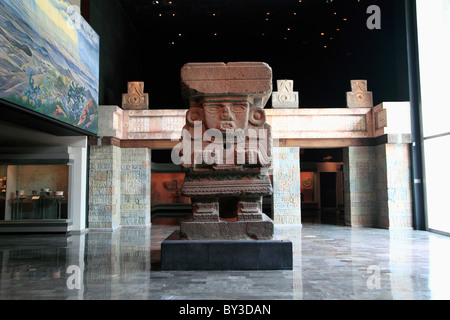 Skulptur von Wasser Göttin Chalchiuhtlicue, Nationalmuseum für Anthropologie, Mexiko-Stadt, Mexiko, Nordamerika Stockfoto