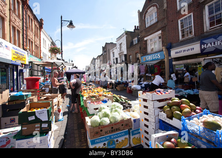 Obst und Gemüse Marktstände an Deptford High Street. Foto: Jeff Gilbert Stockfoto