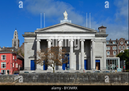 Str. Marys Kirche, gebaut im Jahre 1839 von dem Fluss Lee, Stadt Cork, Irland Stockfoto