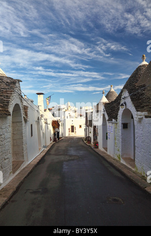 Street View von Alberobello, Famouse Trulli Stadt in Italien Stockfoto