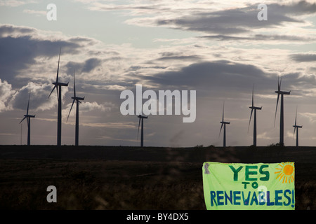 Schwarzes Gesetz-Windpark in der Nähe von Carluke in Schottland, Großbritannien. Stockfoto