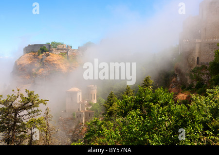 Castello di V√ © Nere [Venere] √ârice, Erice, Sizilien stock Fotos. Stockfoto