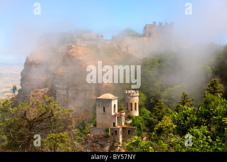 Castello di V√ © Nere [Venere] √ârice, Erice, Sizilien stock Fotos. Stockfoto