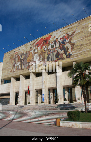 Albanien-Tirana-Tirana-kommunistische Propaganda Mosaik Außenfassade des National History Museum in Skanderbeg-Platz Stockfoto