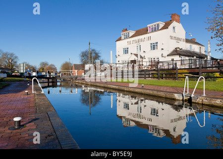 Erewash Canal und Steamboat Kneipe im Trent Lock Sawley in der Nähe von Long Eaton Derbyshire England GB UK EU Europa Stockfoto