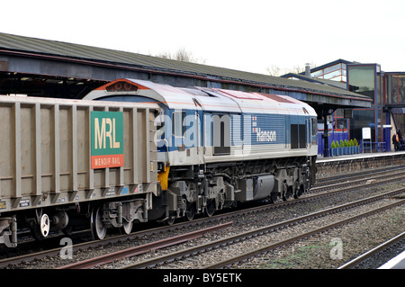 Stein-Zug auf der Durchreise Bahnhof Oxford, UK Stockfoto