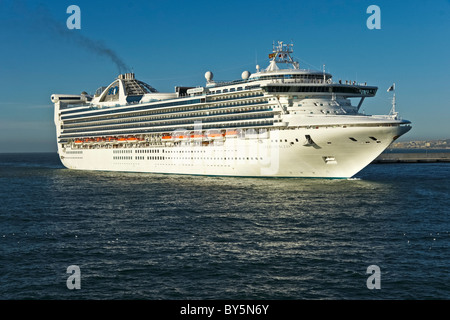 Princess Cruises Grand Class Kreuzfahrtschiff Grand Princess Ankunft in Malaga in Spanien Stockfoto