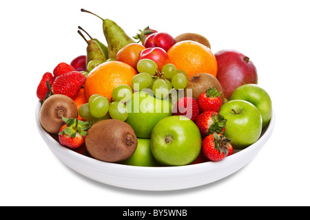 Foto von einer Schale mit frischem Obst auf einem weißen Hintergrund isoliert. Stockfoto