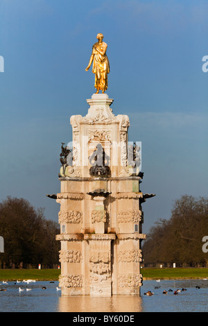 Der Diana-Brunnen in Bushy Park Hampton Surrey England Stockfoto