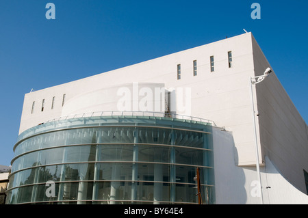 Israel, Tel Aviv, das vor kurzem renovierte Gebäude Nationaltheater Habimah, Israel (Oktober 2010) Stockfoto