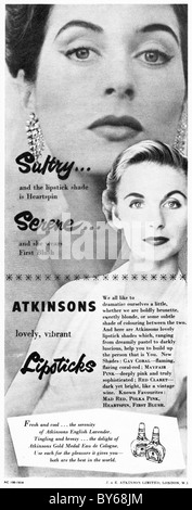 1950er Jahren Anzeige im Damenmode-Magazin für Atkinsons Lippenstifte Stockfoto