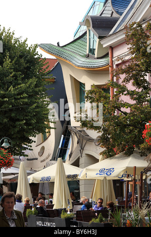 Crooked House (Krzywy Domek), Sopot - Resort &amp; Spa an der Ostsee, Polen. Stockfoto