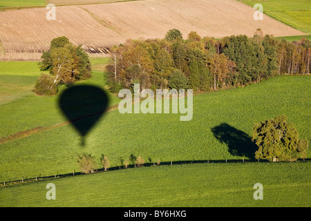Heißluft-Ballonfahrt, Oberbayern, Deutschland Stockfoto