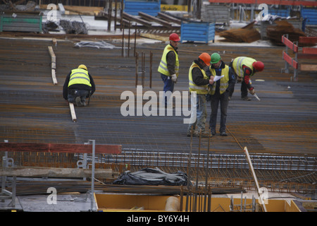 DEU, 20101109, Arbeiter auf einer Baustelle Copyright (c) Gerhard Leber Stockfoto