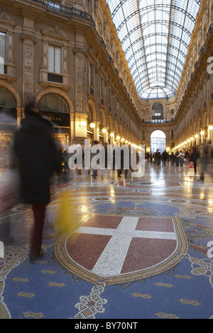Mosaik und Glas Dach in der Galleria Vittorio Emanuele II, Mailand, Lombardei, Italien Stockfoto