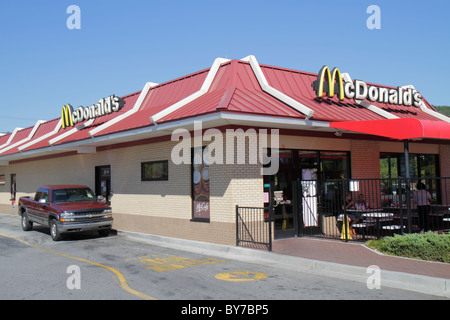 Georgia, GA, South, Cartersville, McDonald's, Burger, Hamburger, Franchise, Hamburger-Kette, globales Unternehmen, Fast Food, Franchise, Restaurants Stockfoto