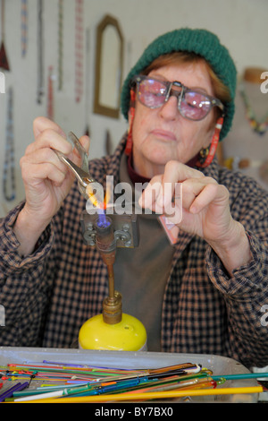 Georgia Hiawassee, Georgia Mountain Fairgrounds, Herbstfestival, südliches appalachisches Erbe, Folklore, ländlicher Lebensstil, Handwerk, Handwerk, Verkäufer st Stockfoto