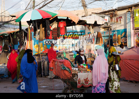 Main Hargeisa Markt einen Zeitraum beschäftigt, Hargeysa, Somaliland, Somalia, Afrika Stockfoto