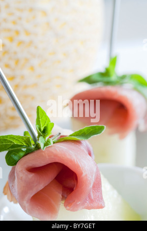 Melone mit geräuchertem Schinken Stockfoto