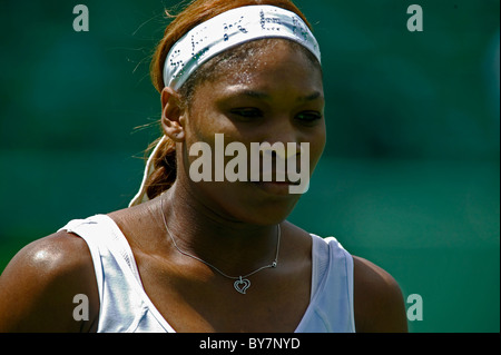 Serena Williams (USA) im Wettbewerb in der Nasdaq-100-Tennis, 26. März 2004. Stockfoto