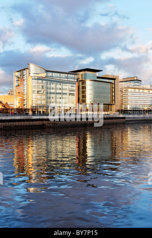 Moderne Büro-Architektur auf der Broomielaw neben den River Clyde, Glasgow, Schottland, UK. Stockfoto